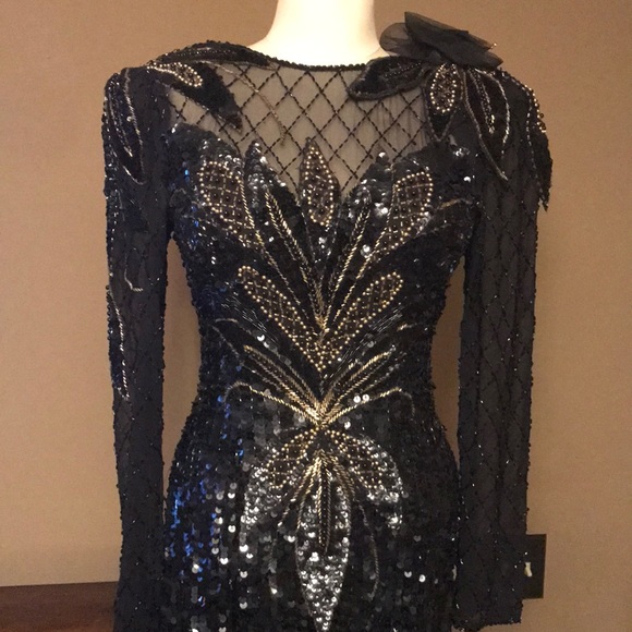 Lando Dresses & Skirts - Black sequined formal gown